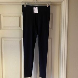 Bandier Women’s Black Leggings Sz S.  NWT. Box23